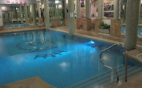 Queens Spa Hotel Brighton 3*